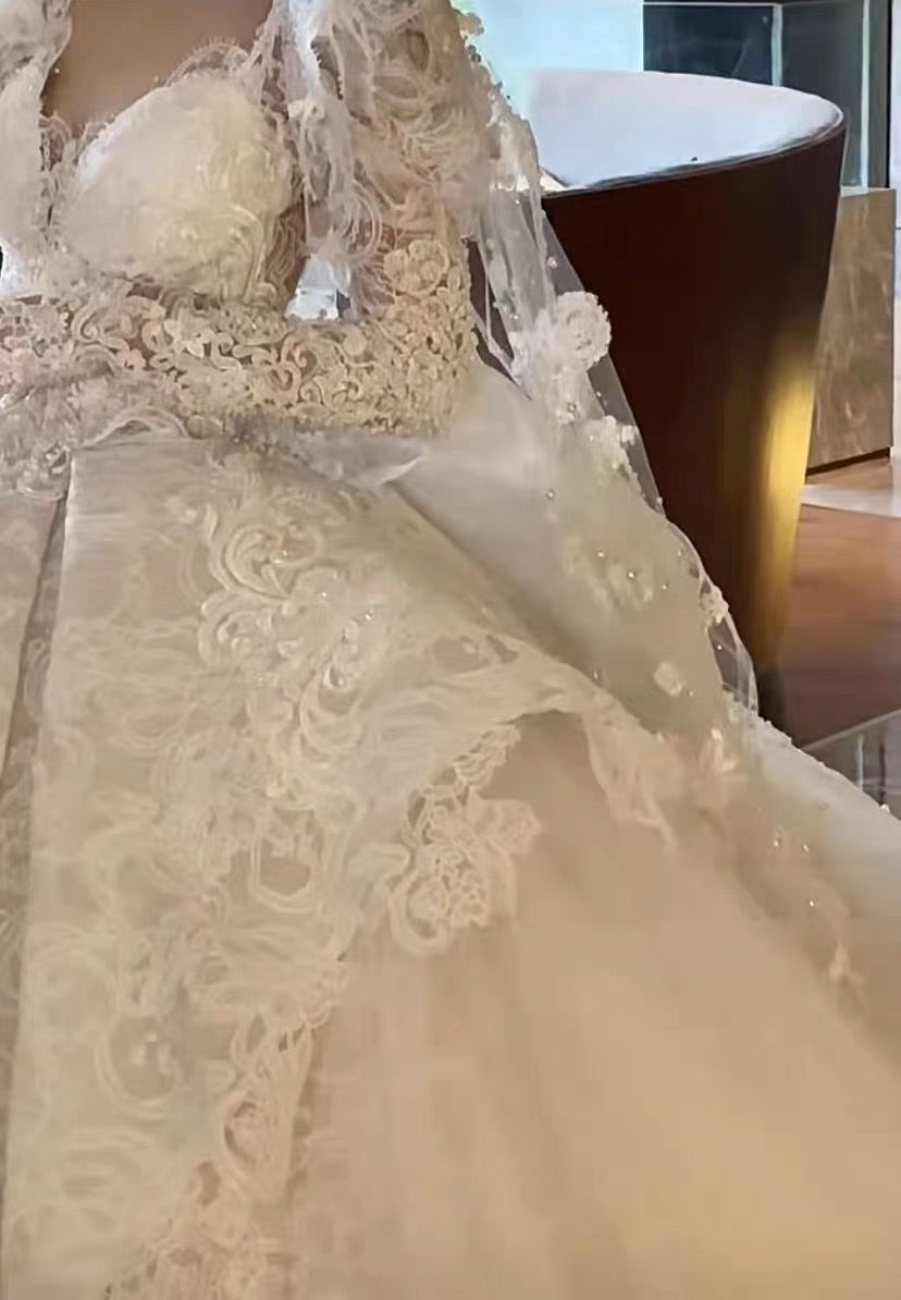 Handmade pearls lace veil