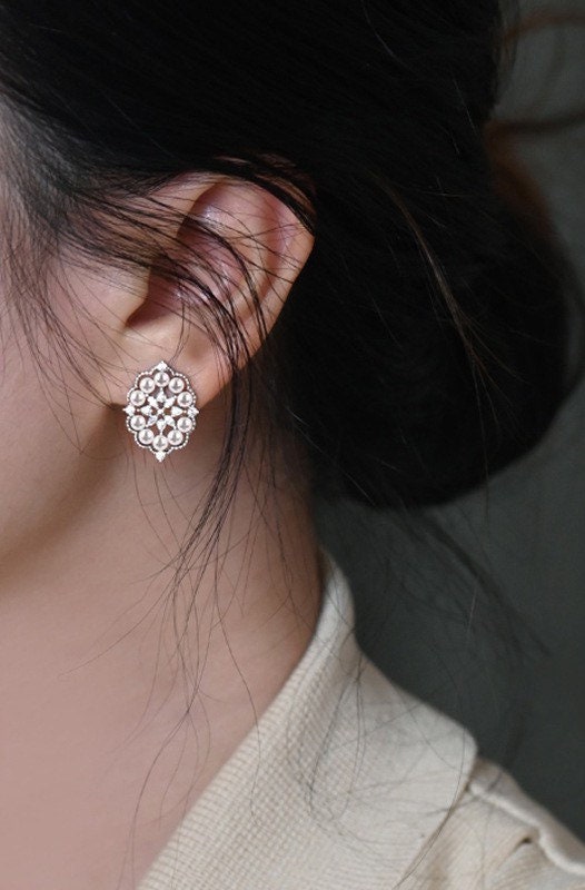 Fresh Water Pearl designer vintage Lace Pearl earrings
